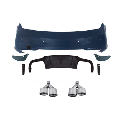 2011-2014 C-klasse auto model achterbumper upgrade met diffuser en uitlaat