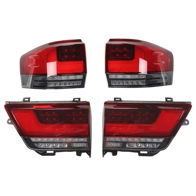 Land Cruiser LC300 met 2022 LED achterlichten en remsignalen