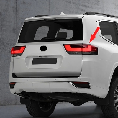 Land Cruiser LC300 met 2022 LED achterlichten en remsignalen